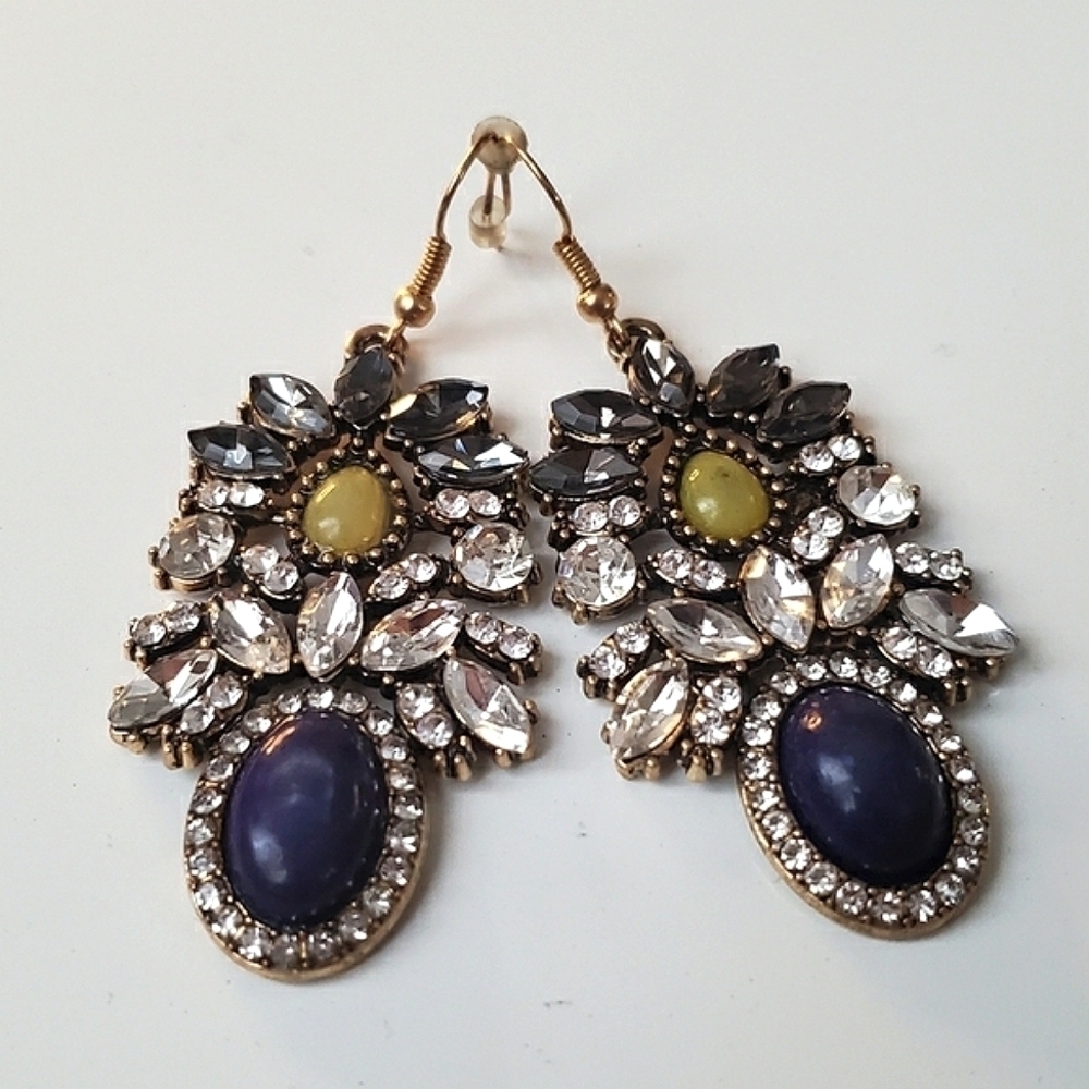 ✨Vintage Crystal Gemstones Dangle Earrings.🌴